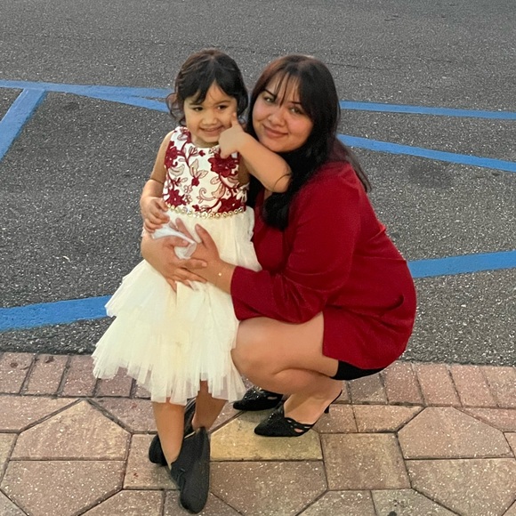 Meet your Posher, Arielle - Picture 10 of 16